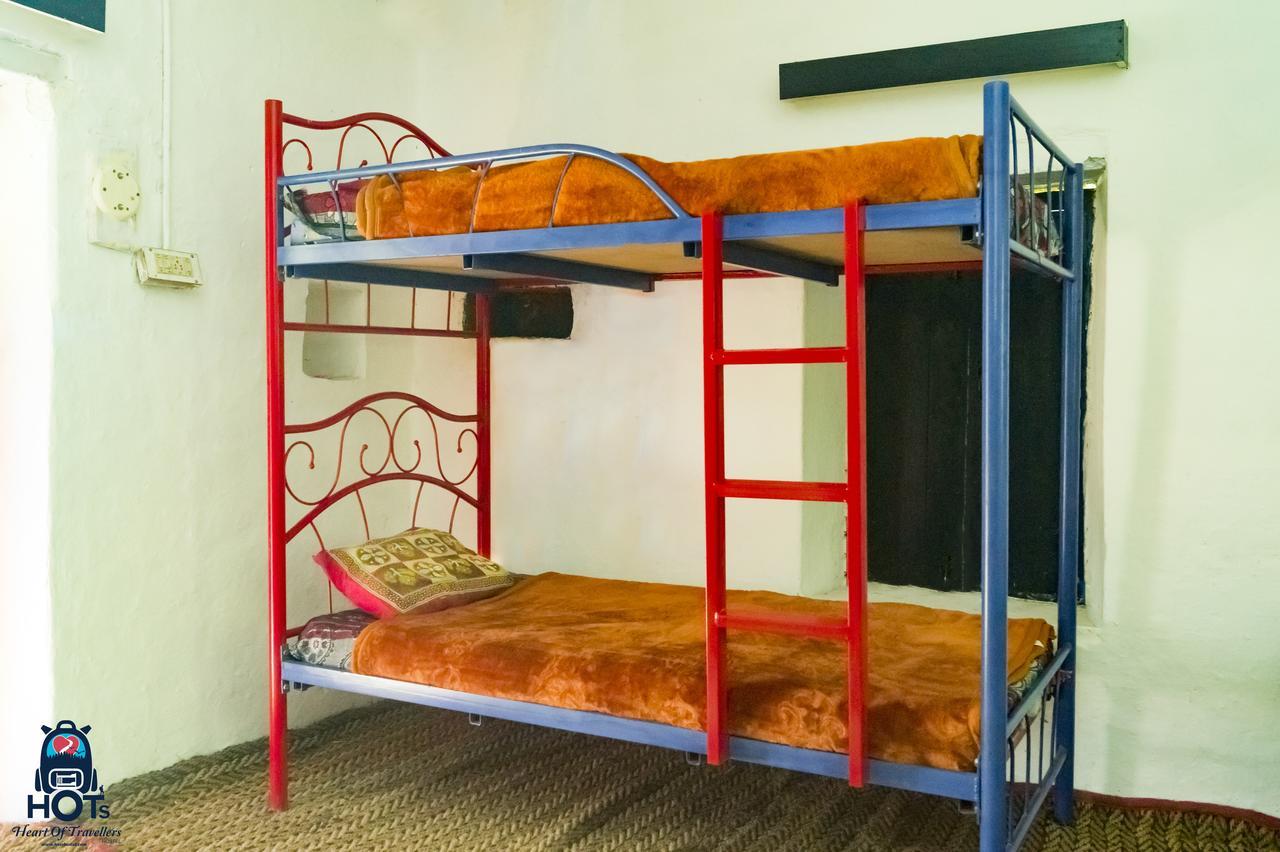 Hots Nainital Hostel Patwa Dunga Luaran gambar